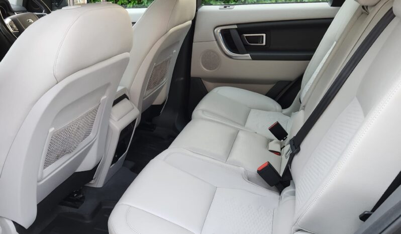 
								Used 2016 Land Rover Discovery Sport full									