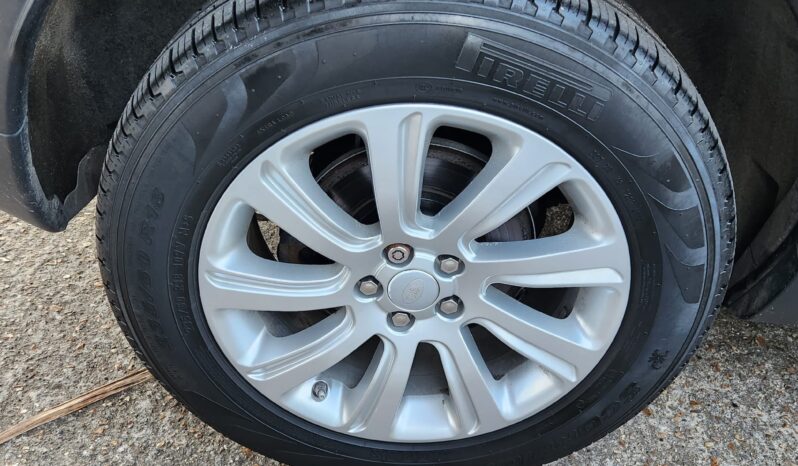 
								Used 2016 Land Rover Discovery Sport full									